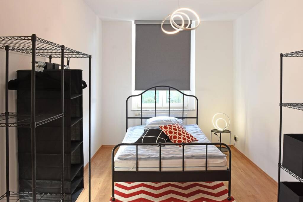 Stylish City Apartment In Zwickau Exterior photo